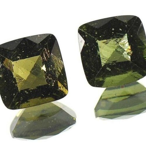 Facetované šperkařské kameny z vltavínu