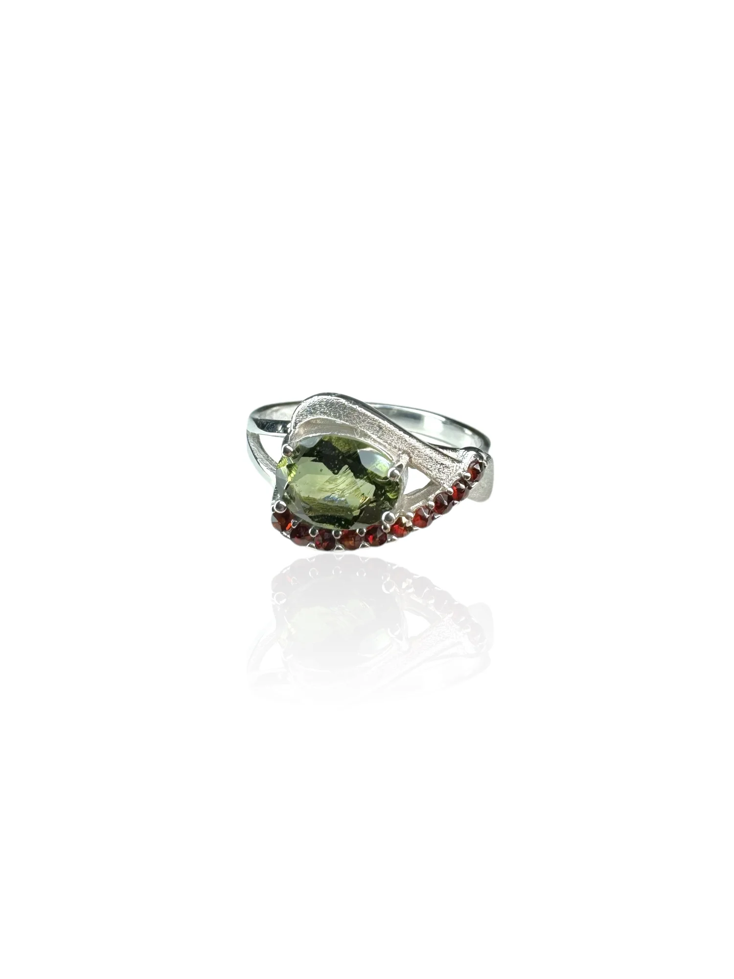 Moldavite ring oval with garnets